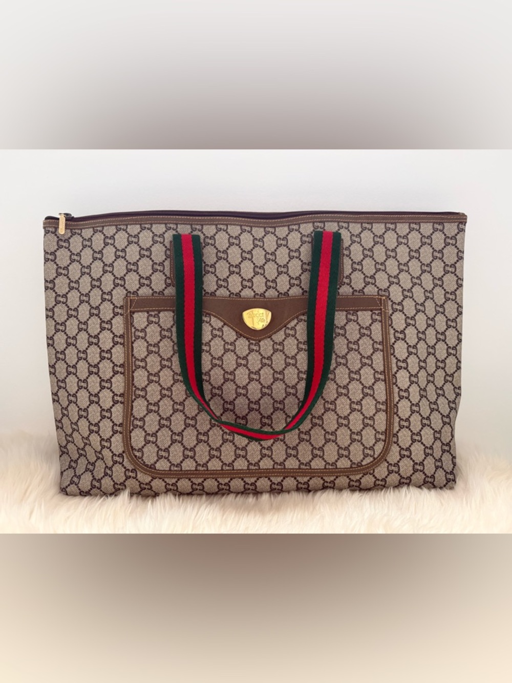 Gucci Plus Vintage Monogram GG Supreme Shoulder Tote Like New